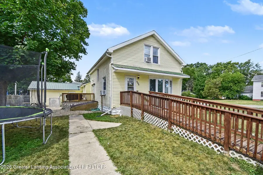 202 S East Street, Saint Louis, MI 48880 - #3