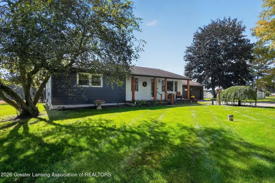 3200 E Round Lake Road, Dewitt, MI 48820 - #2