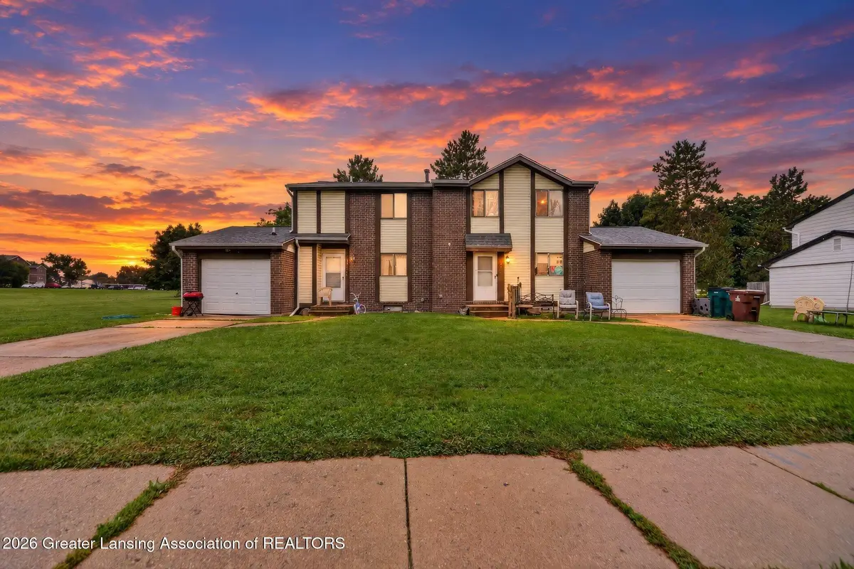 3941 Glenburne Boulevard, Lansing, MI 48911 - #1