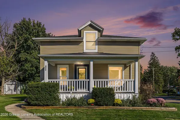 300 N Clinton Street, Grand Ledge, MI 48837