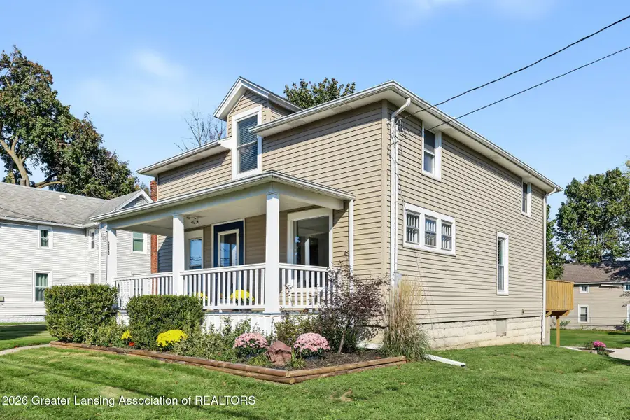 300 N Clinton Street, Grand Ledge, MI 48837 - #2