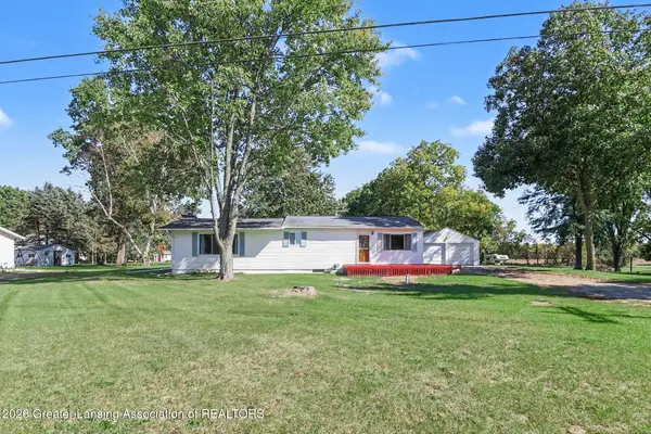 8997 Woodbury Road, Laingsburg, MI 48848