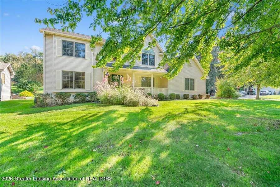 3909 W Herbison Road, Dewitt, MI 48820 - #2