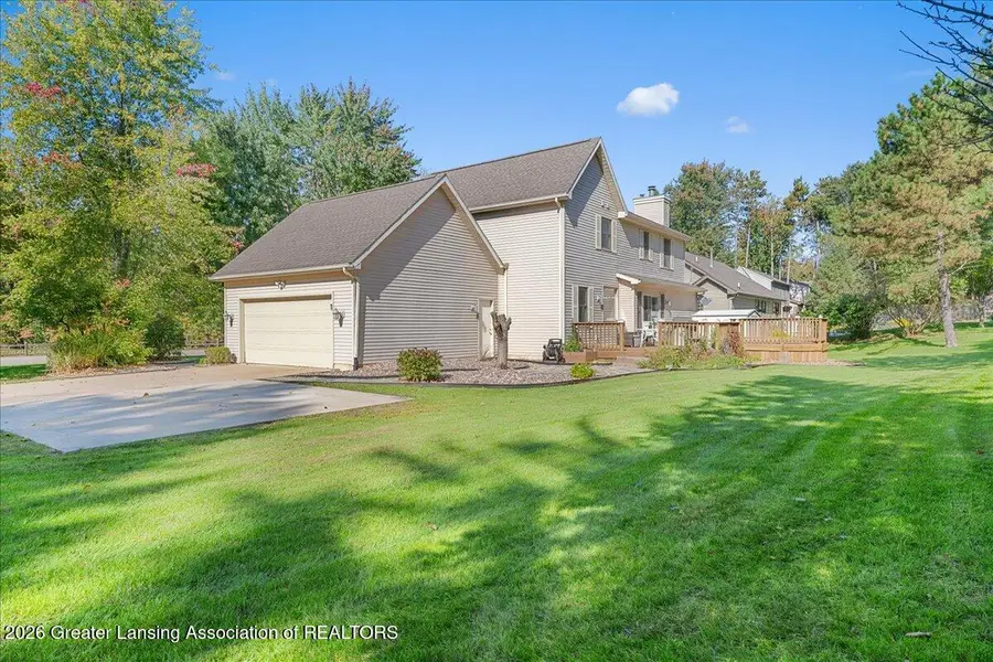 3909 W Herbison Road, Dewitt, MI 48820 - #3