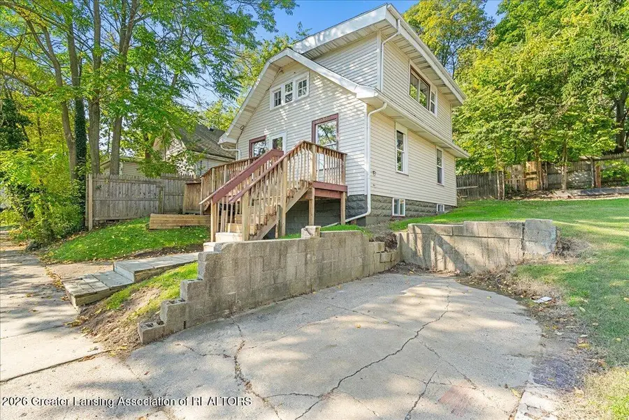 1135 Linwood Street, Lansing, MI 48915 - #3