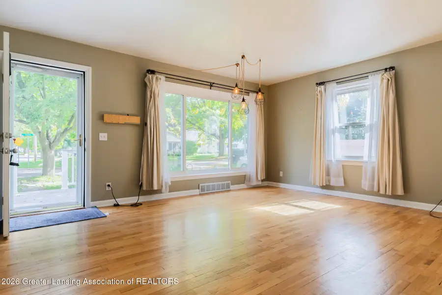 219 Kipling Boulevard, Lansing, MI 48912 - #3