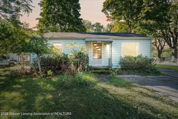 1617 Hillcrest Street, Lansing, MI 48910