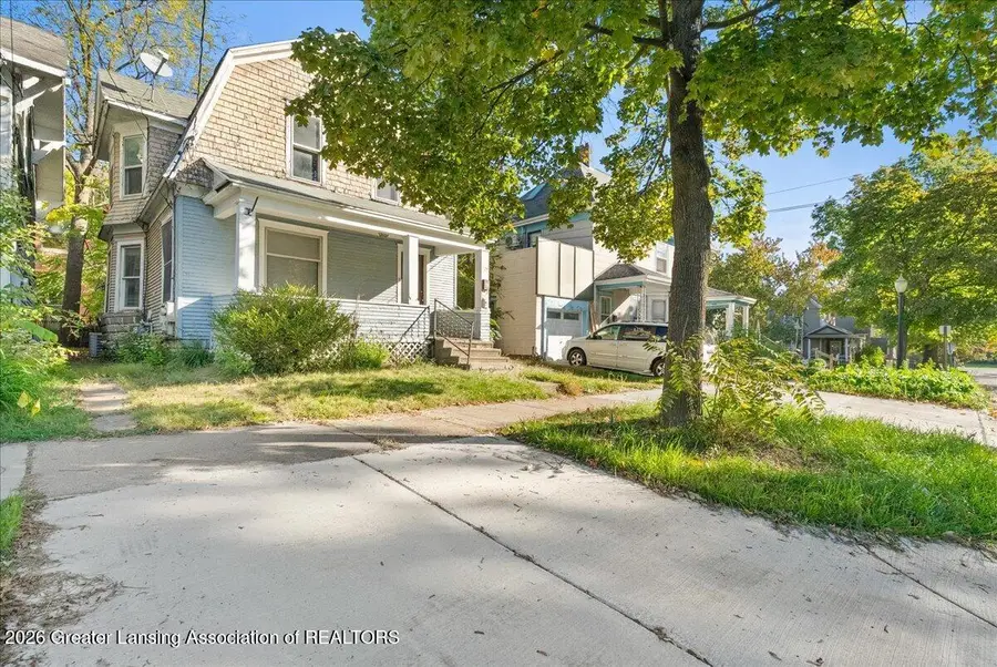 223 E Hillsdale Street, Lansing, MI 48933 - #3