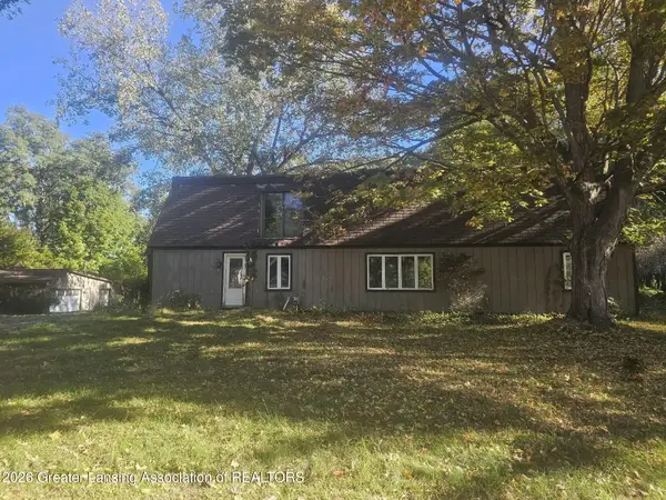 1589 Fairview Highway, Charlotte, MI 48813