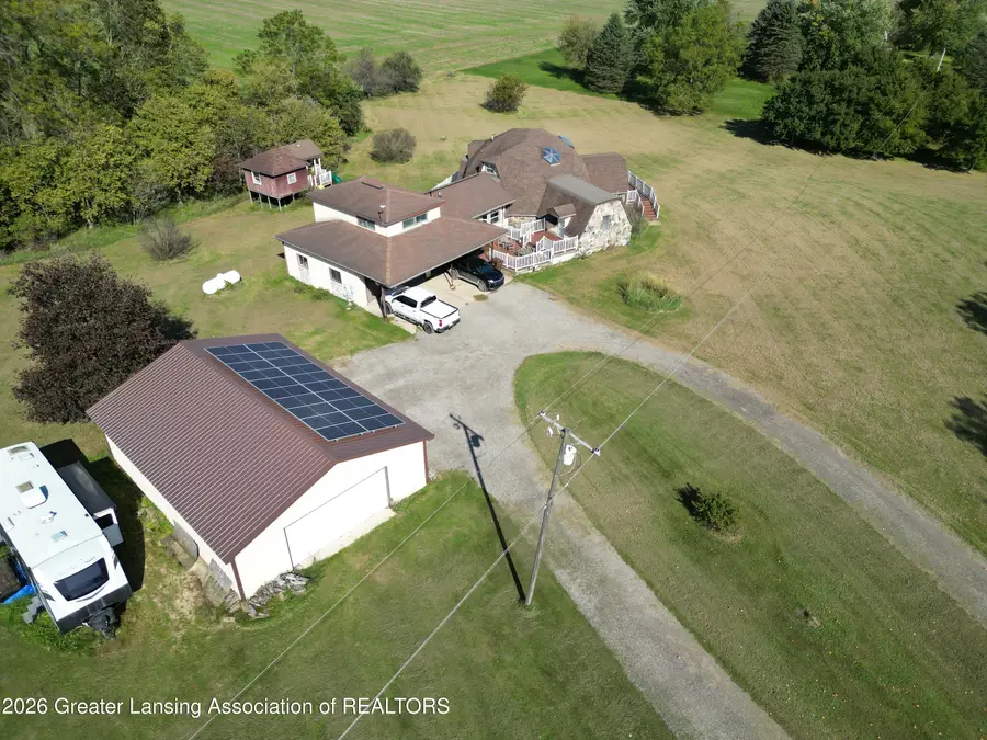 2271 Mcconnell Highway, Charlotte, MI 48813 - #2
