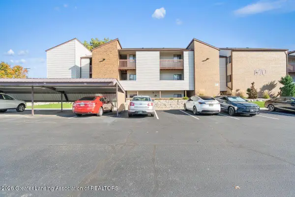 1570 W Pond Drive #11, Okemos, MI 48864
