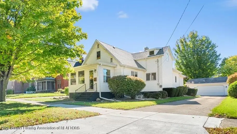 205 W Cass Street, Saint Johns, MI 48879 - #1