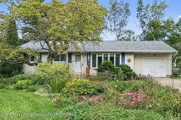 117 Woodhaven Drive, Lansing, MI 48917