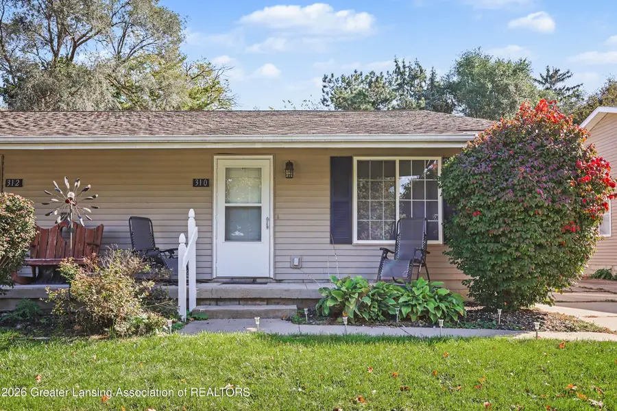 310 N Scott Street, Dewitt, MI 48820 - #2