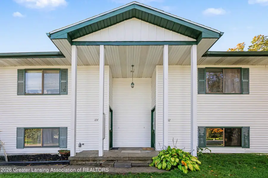 102 E Dill Drive #102, Dewitt, MI 48820 - #3