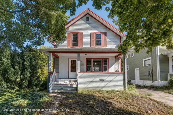 1534 Massachusetts Avenue, Lansing, MI 48906