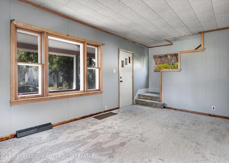 1534 Massachusetts Avenue, Lansing, MI 48906 - #3