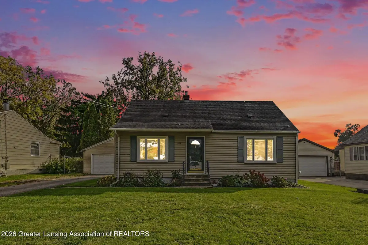 921 Brad Street, Lansing, MI 48911 - #1
