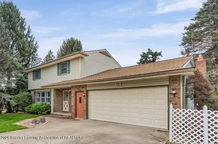 1514 W Herbison Road, Dewitt, MI 48820 - #2