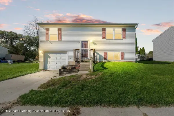 5822 Monticello Drive, Lansing, MI 48911