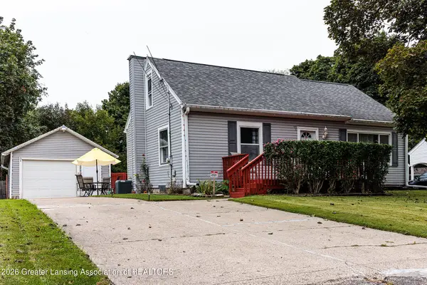 1013 Maycroft Road, Lansing, MI 48917