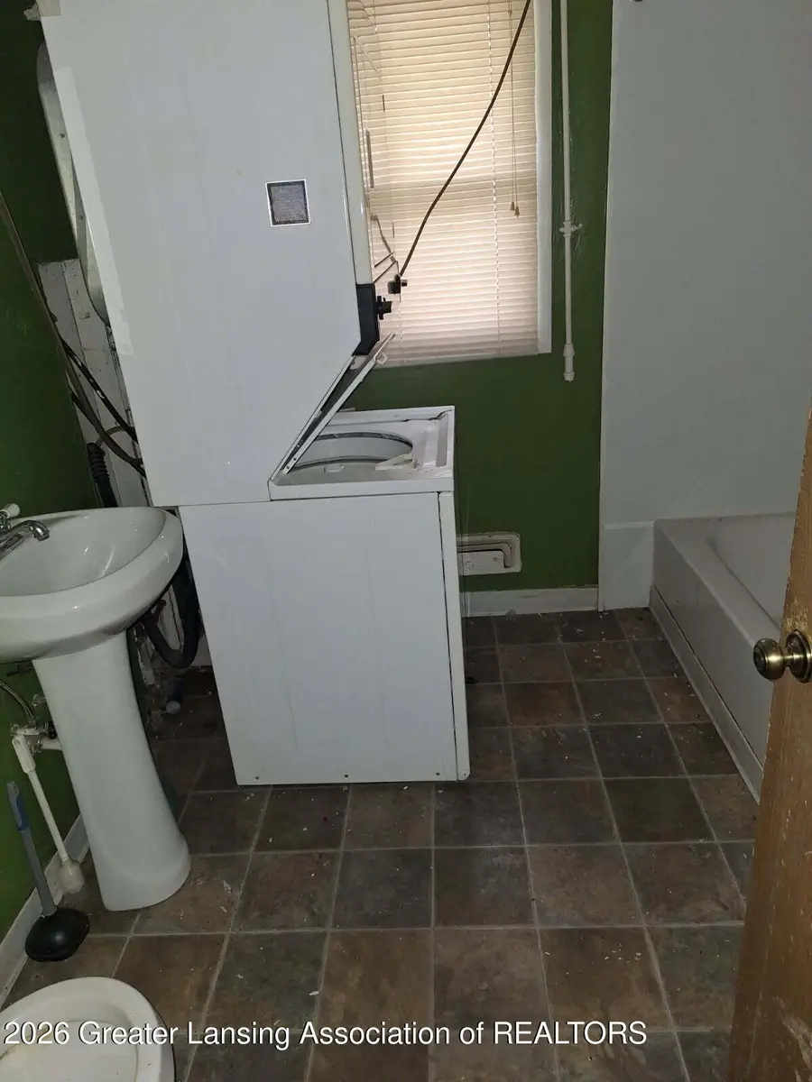 933 N Martin Luther King Jr Boulevard #N, Lansing, MI 48915 - #3