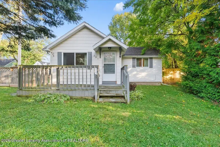 301 E Potter Avenue, Lansing, MI 48910 - #2