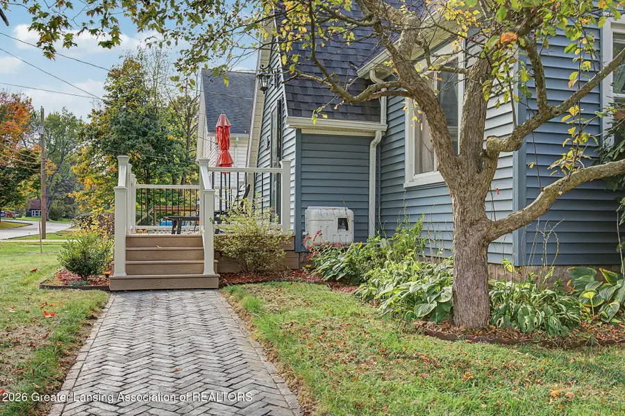 330 Ash Street, Dimondale, MI 48821 - #2