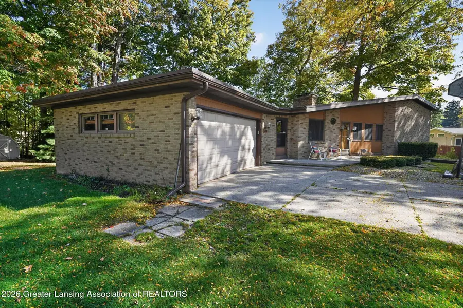 4216 Knoll Circle, Lansing, MI 48917 - #2