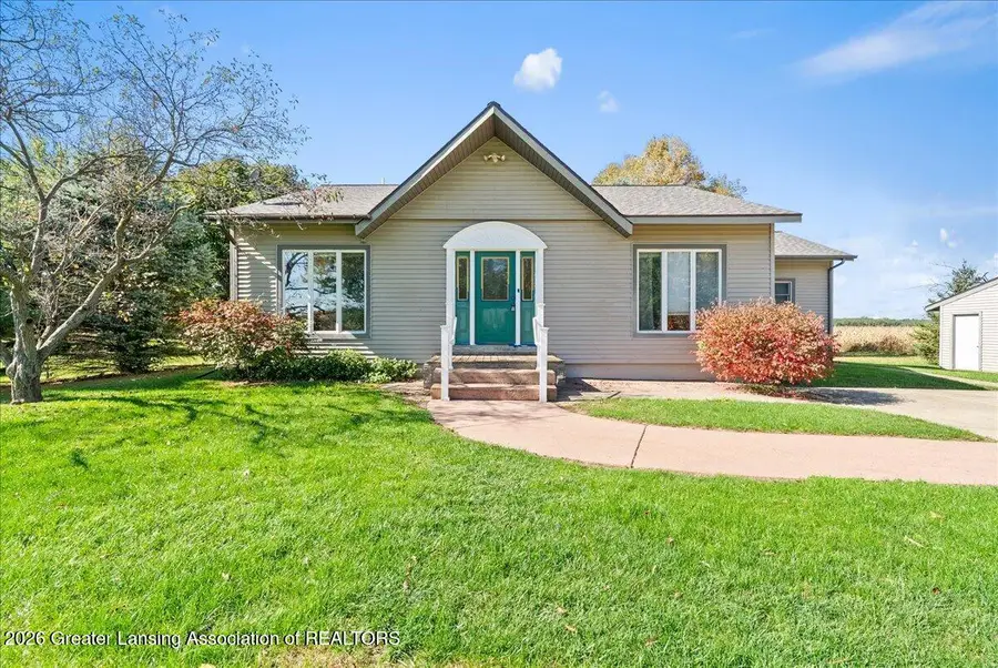 5392 S Old U.s. 27, Saint Johns, MI 48879 - #3