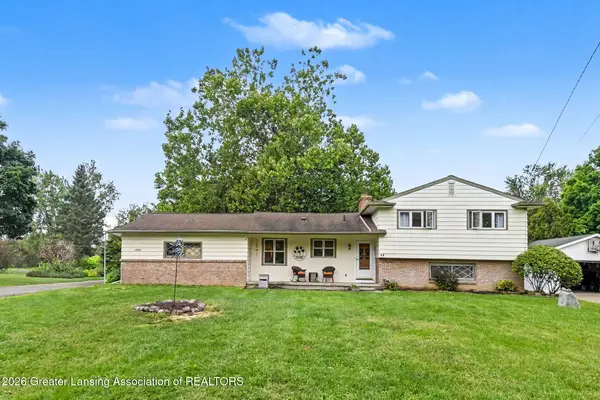 12325 Madonna Drive, Lansing, MI 48917