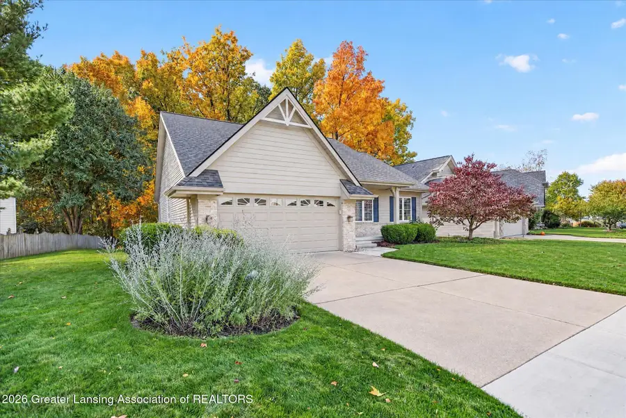 7772 Forestview Drive, Haslett, MI 48840 - #3