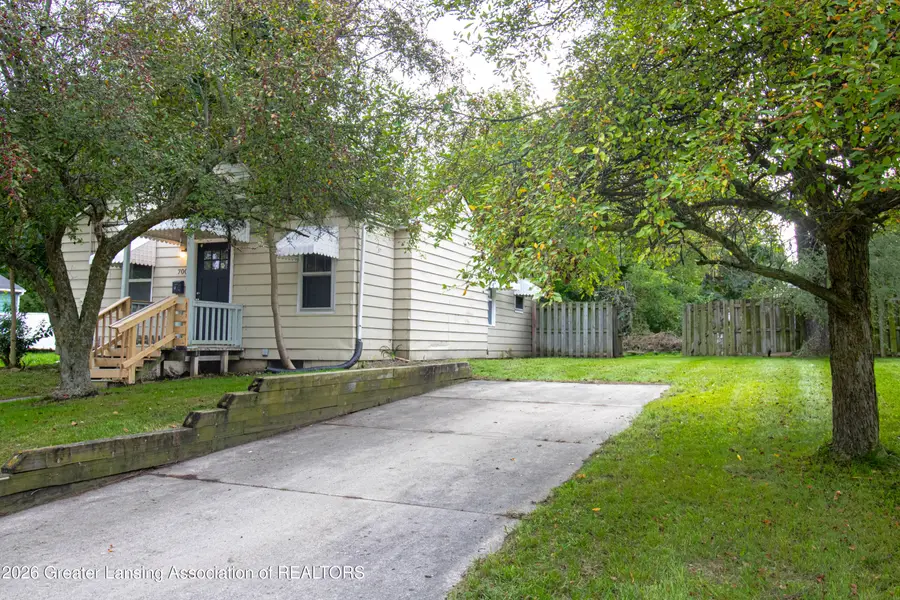 700 S Foster Avenue, Lansing, MI 48912 - #2