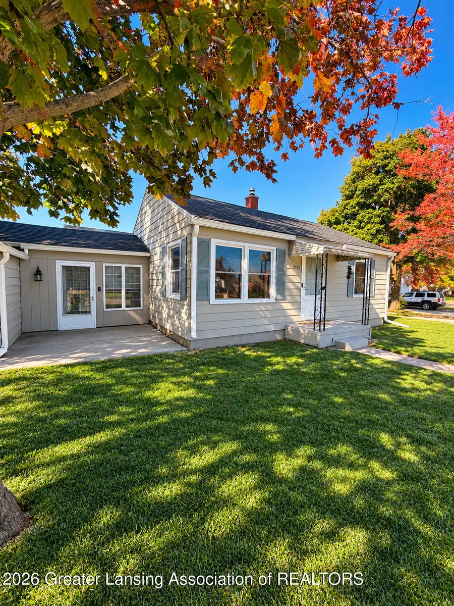2121 Gary Avenue, Lansing, MI 48906 - #2