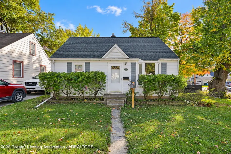 704 Ridgewood Avenue, Lansing, MI 48910 - #2
