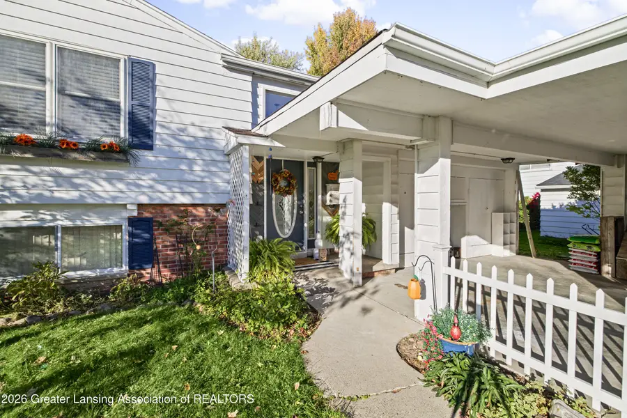 2635 Groesbeck Avenue, Lansing, MI 48912 - #3