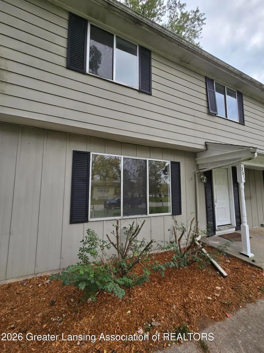 3811 Cooley Drive, Lansing, MI 48911 - #2
