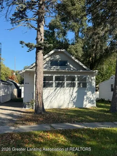 602 E Bird Street, Jackson, MI 49203