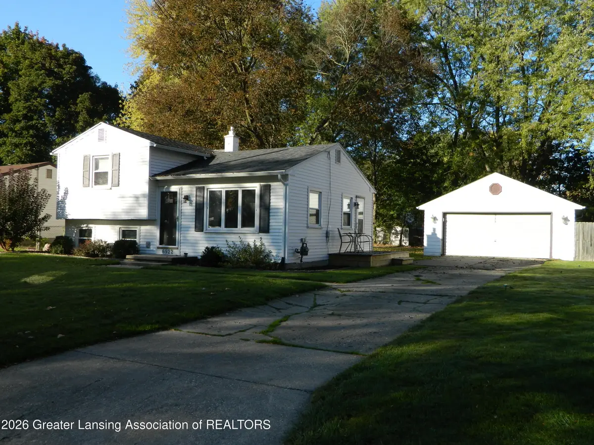 6922 Calson Drive, Lansing, MI 48911 - #1