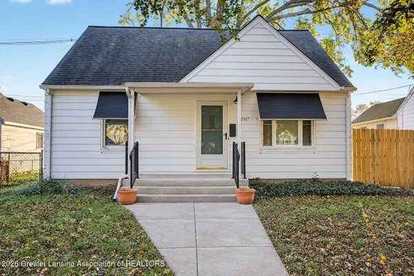 2321 Devonshire Avenue, Lansing, MI 48910
