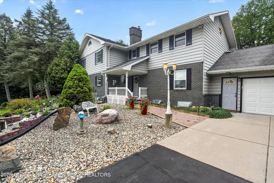 1541-1543 N Michigan Road, Eaton Rapids, MI 48827 - #2