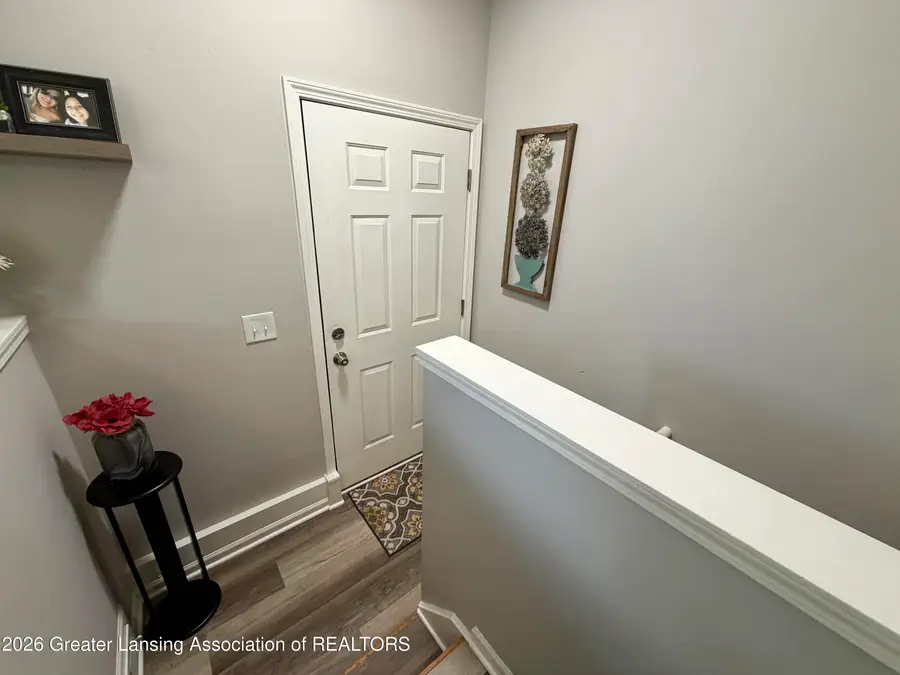 570 Denver Avenue, Lansing, MI 48910 - #3