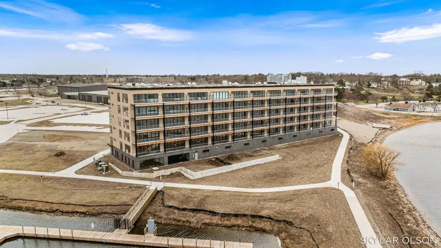 901 Adelaide Circle #308, Muskegon, MI 49441 - #2