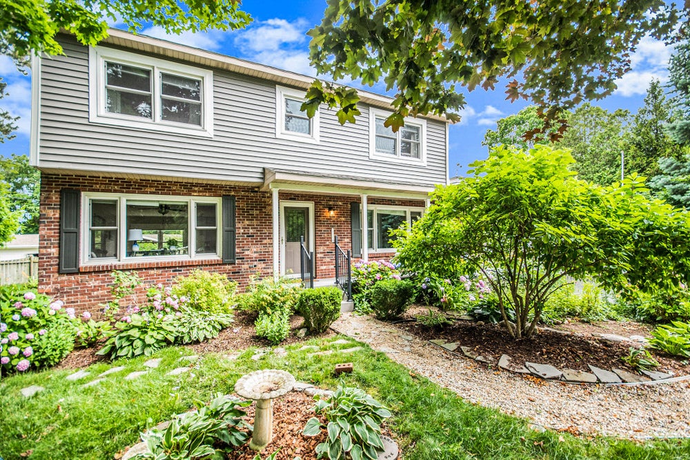 9813 Kassian Court, South Haven, MI 49090 ERA