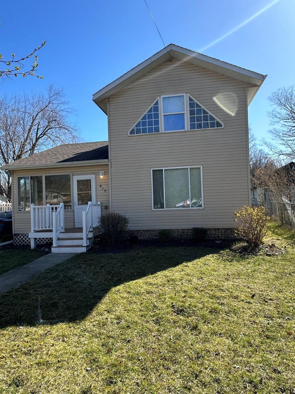 415 S Main Street, Lawton, MI 49065 ERA