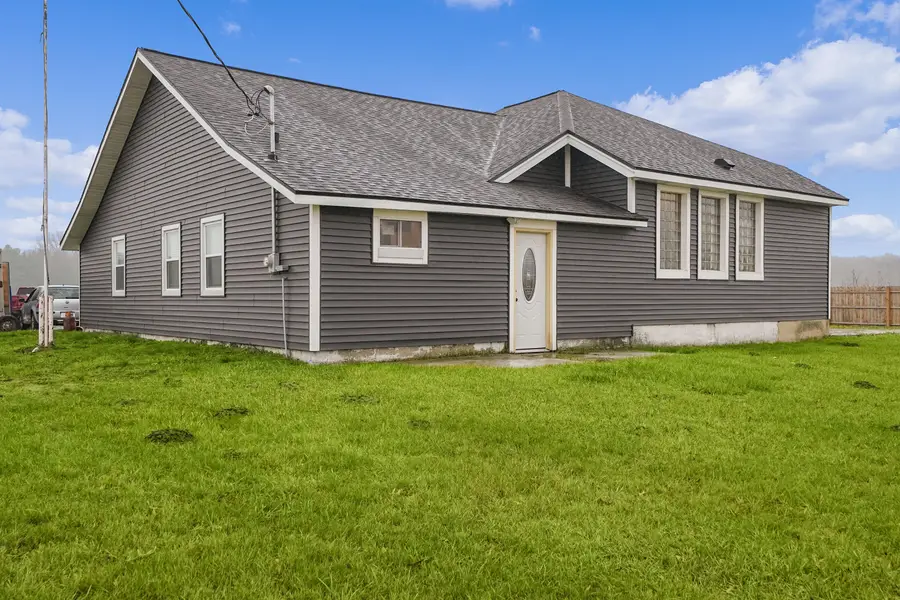 7564 13 Mile Road Ne, Rockford, MI 49341 - Image #2