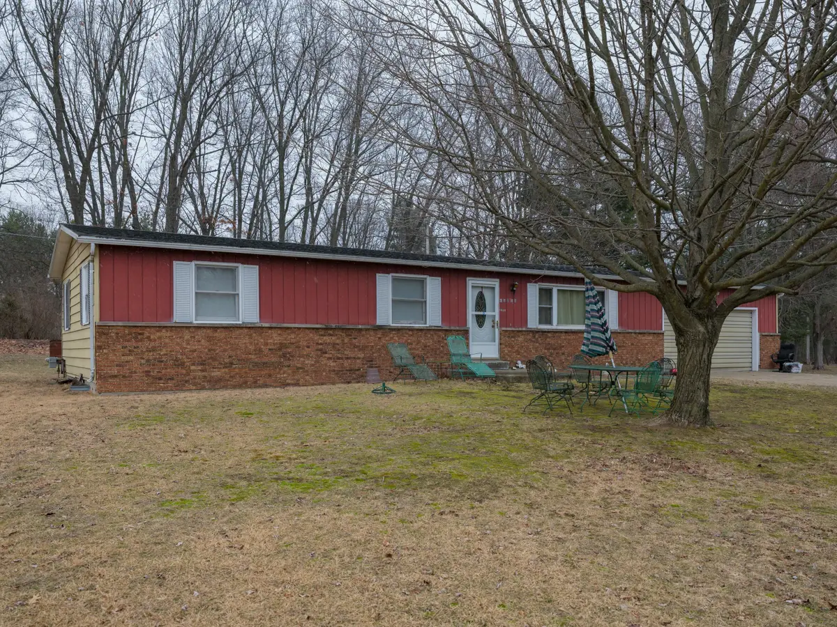 42592 Evergreen Park Drive, Decatur, MI 49045 - #1