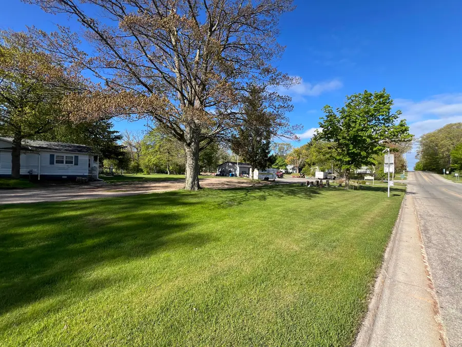 VL 8 N Rath, Ludington, MI 49431 - #3