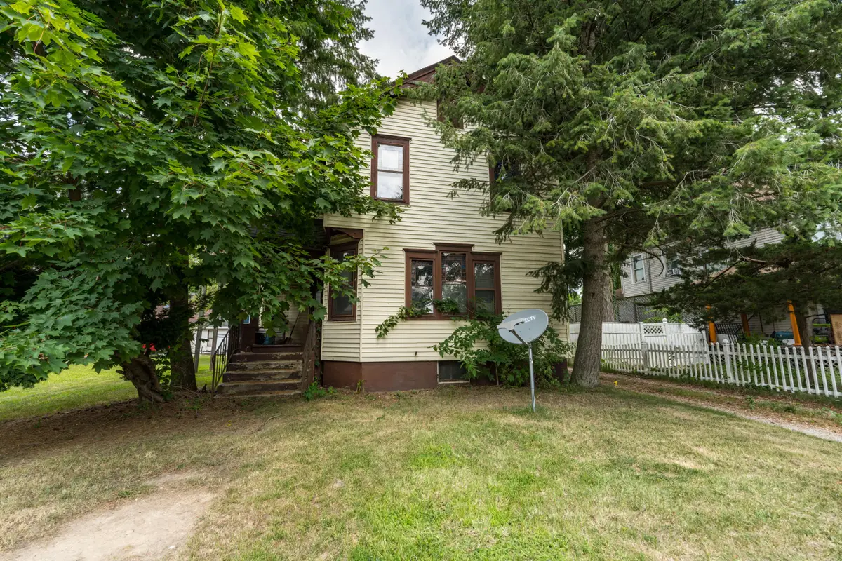 203 E Delaware Street, Decatur, MI 49045 - #1