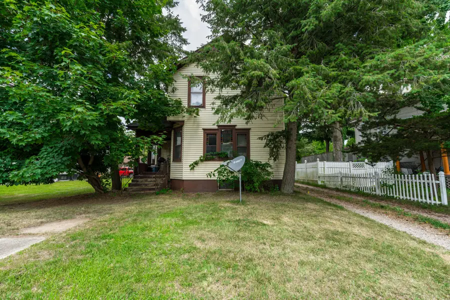 203 E Delaware Street, Decatur, MI 49045 - #2